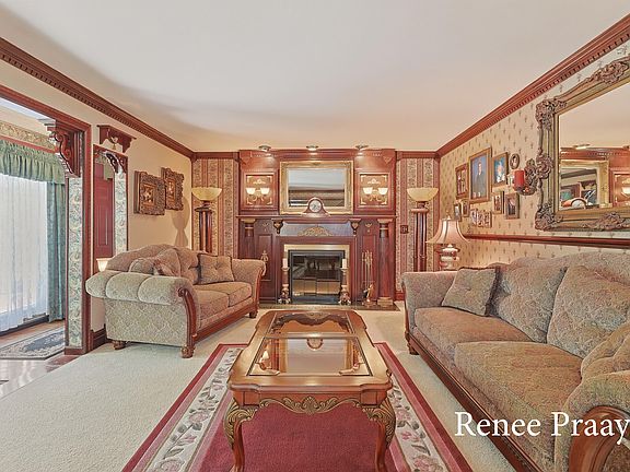3rd image of 2816 Green Ridge Ave