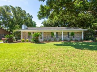 8541 Tiffani Dr, Irvington, AL 36544