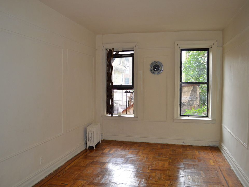 2nd image of 330 Ocean Pkwy APT B7