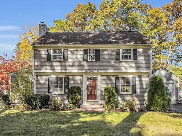 142 Old Marlboro Rd, Concord, MA 01742