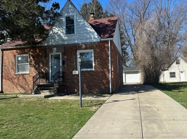 19911 Ridgewood Ave, Warrensville Heights, OH 44122