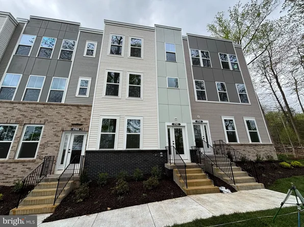 17902 Alicia Ave, Dumfries, VA 22026