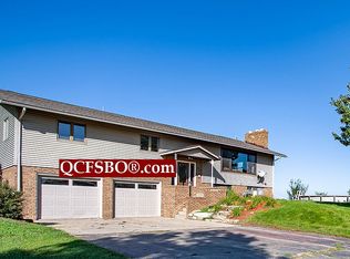 8444 Albany Rd, Erie, IL 61250