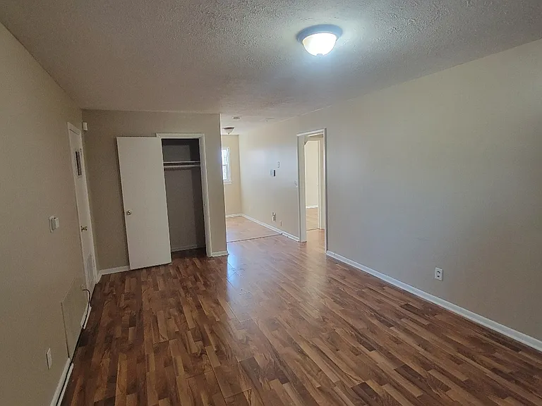 6005 Dickson Rd — Photo 2