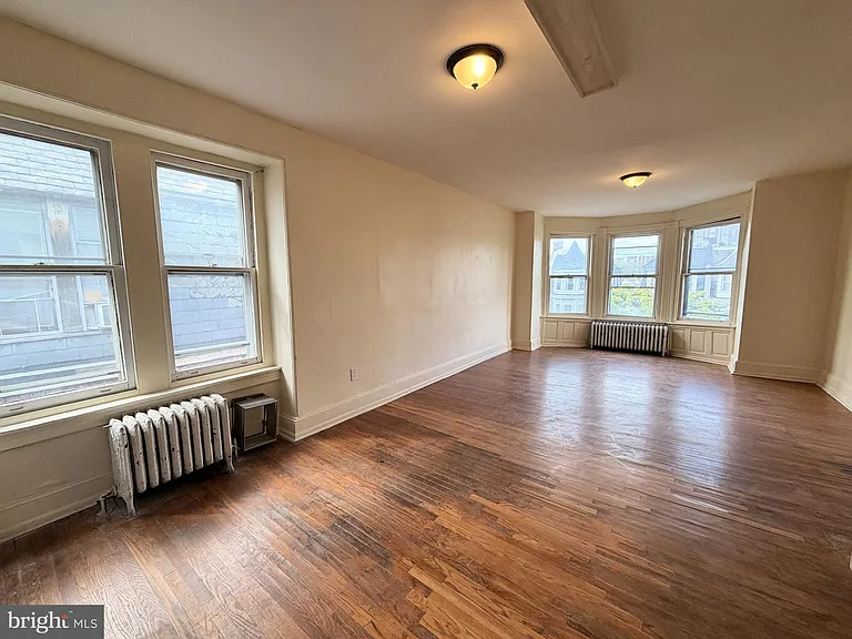 4718 Hazel Ave #-3 — Photo 4