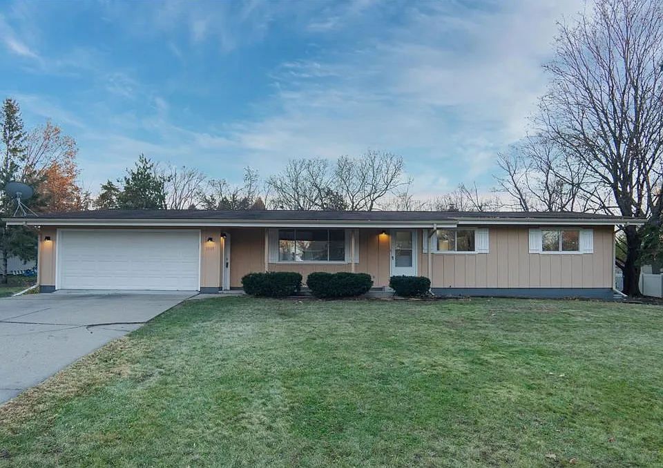 19115 Homestead Cir
