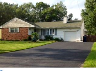 44 Roxboro Rd, Lawrence Township, NJ 08648
