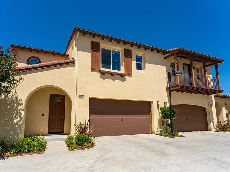 2353 Nicklaus St — Photo 35
