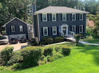 2876 Carrousel Ct, Stone Mountain, GA 30087