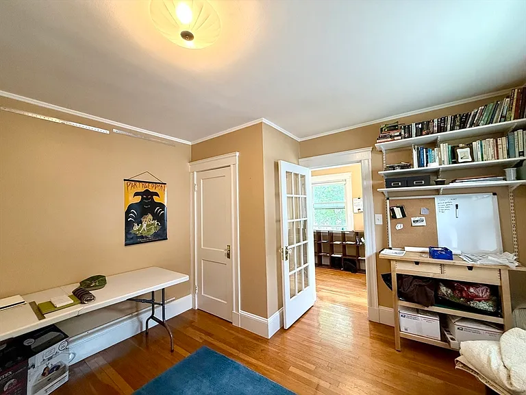 519 Belmont St #1 — Photo 9