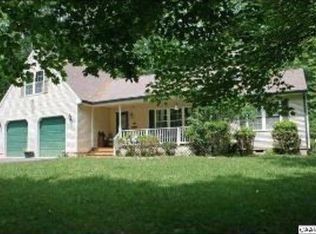 38 W Lake Forest Dr, Palmyra, VA 22963