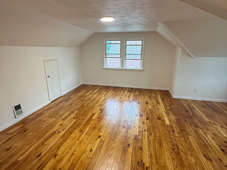 4909 Wood Ave — Photo 10
