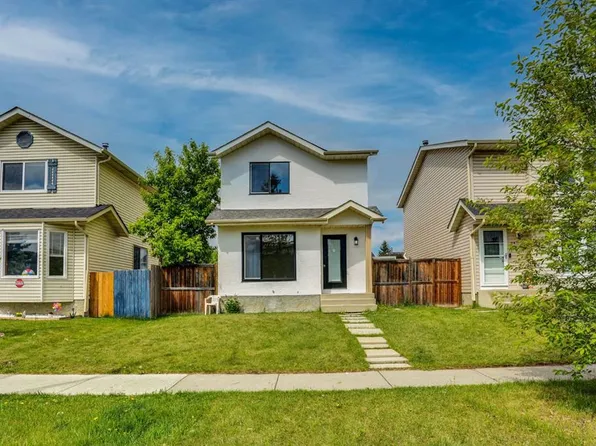 6471 E 54th St NE, Calgary, AB T3J 1Z4