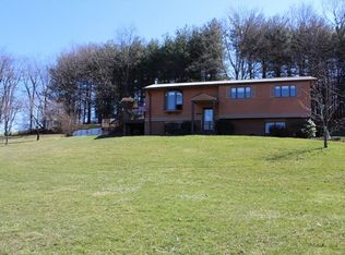 356 Willow Rd, Avella, PA 15312