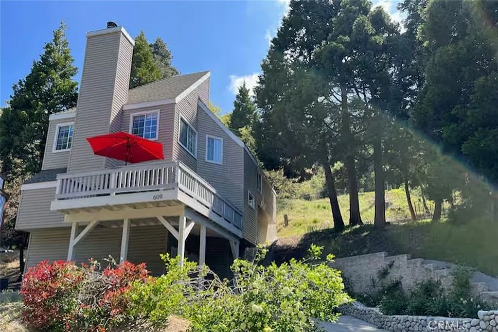 3 bed, 1528 sqft, $2,800 — Photo 1