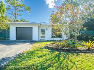 5110 Cleveland Rd, Delray Beach, FL 33484