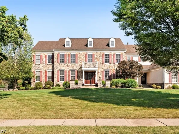 6 Carmen Ln, Raritan Twp., NJ 08822