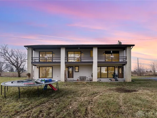 17229 County Road 25a, Wapakoneta, OH 45895