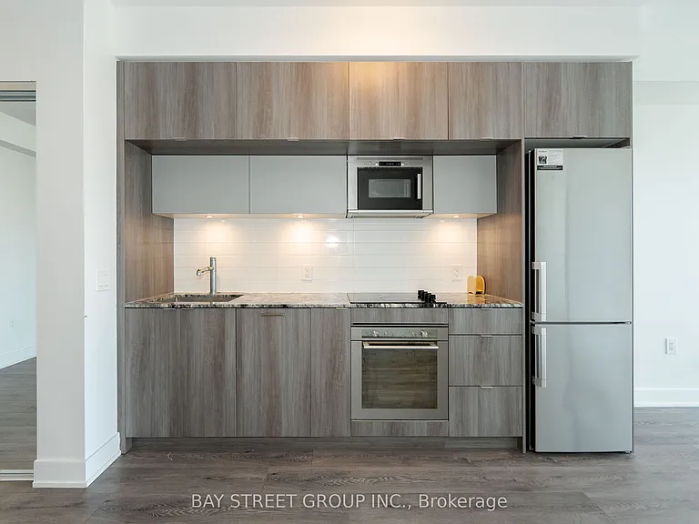 575 Bloor St E #3310 — Photo 9