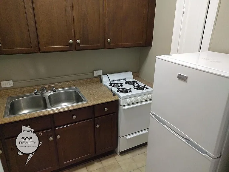 3118-20 S Oak Park Ave — Photo 25