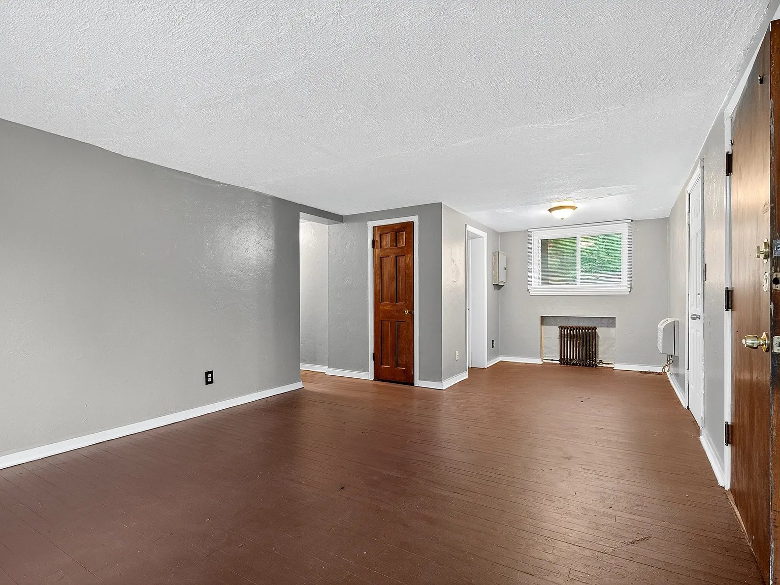 1 bed, 700 sqft, $750 — Photo 2