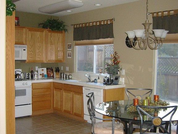 Kitchen and dinning area