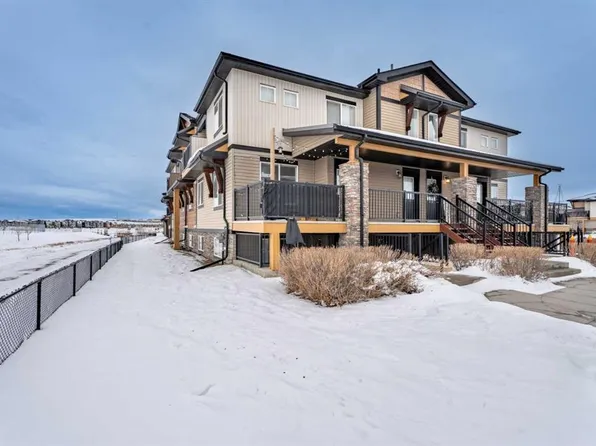 2781 SE Chinook Winds Dr SW #8201, Airdrie, AB T4B 3S5