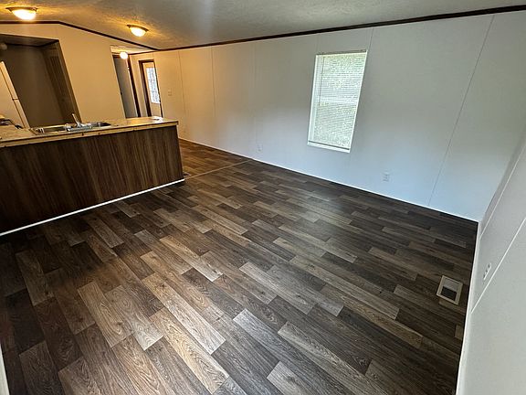 2nd image of 116 Sue St #116S