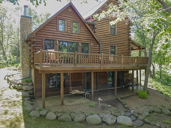 5th image of S744 Pueblo Ct
