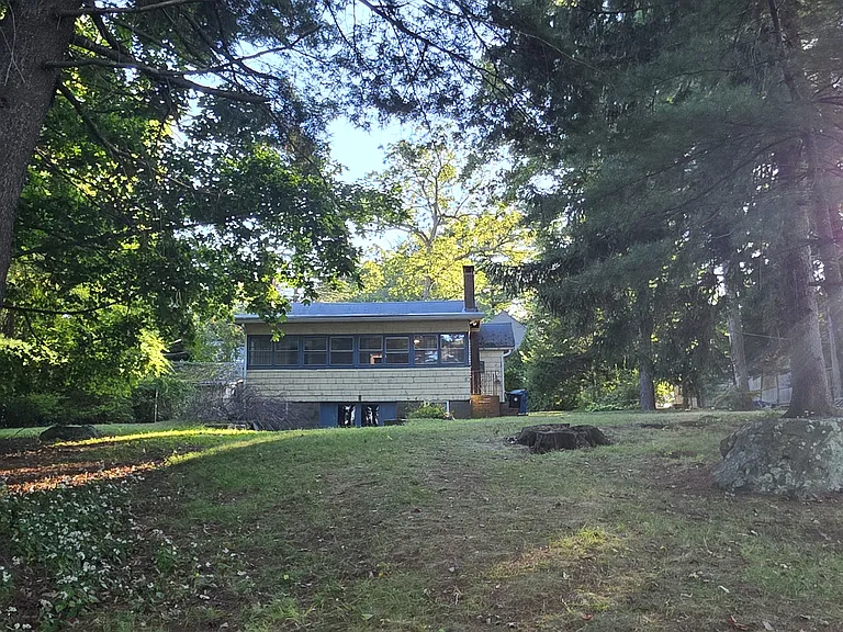 50 Oak Rd — Photo 22