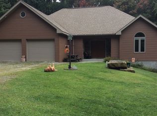 115 Walnut Rd, Acme, PA 15610