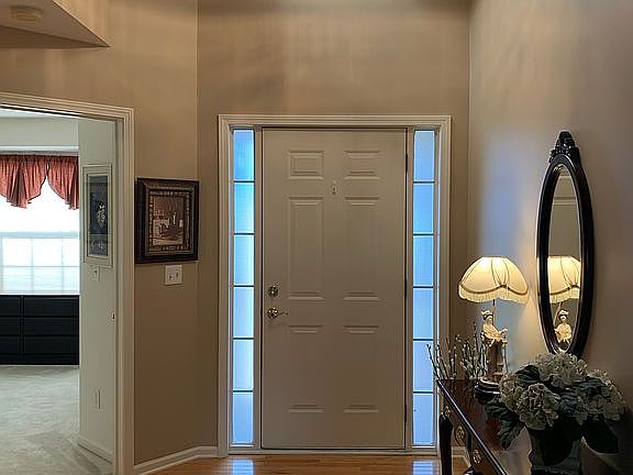 2nd image of 7023 Iris Ct