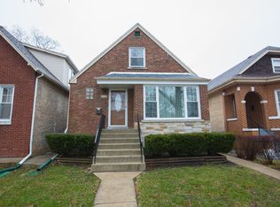 2521 N Mont Clare Ave, Chicago, IL 60707