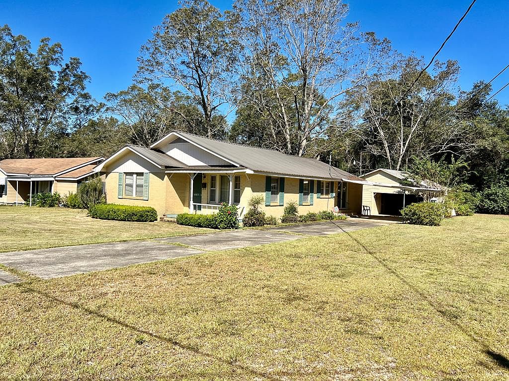 440 W Court St, AL 36375 Zillow