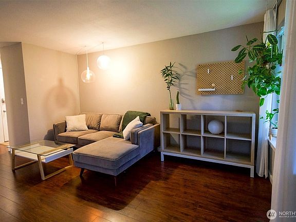 3rd image of 34012 1st Pl S APT J