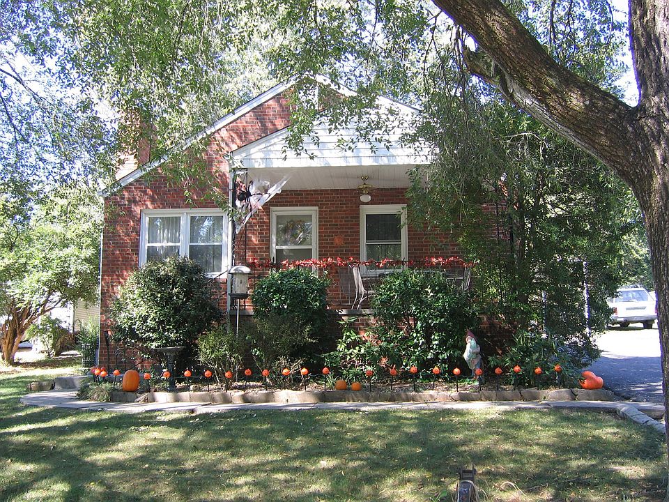 303 Waller Avenue