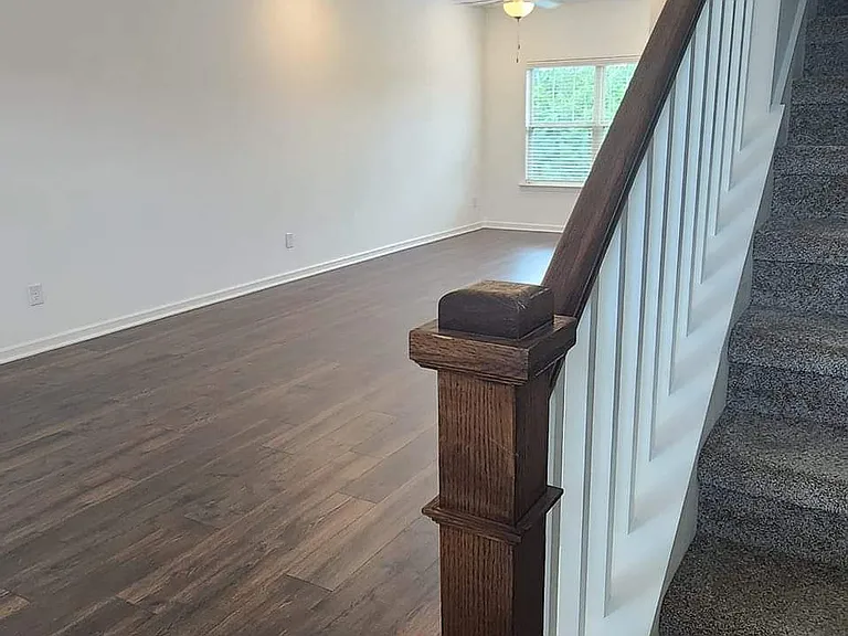 809 Callie Ln — Photo 5