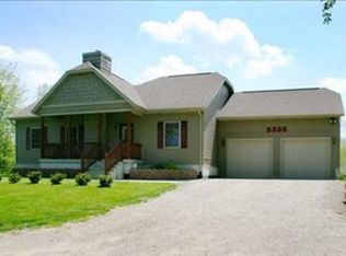 5595 W Baseline Rd, Plainwell, MI 49080