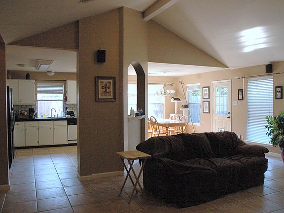5th image of 4914 Carrington Ct