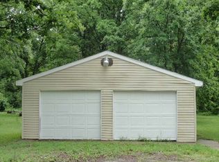 4196 Pinconning Rd, Rhodes, MI 48652