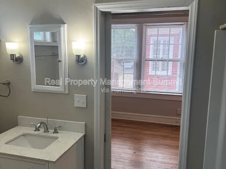 636 Chestnut Ave #1 — Photo 11