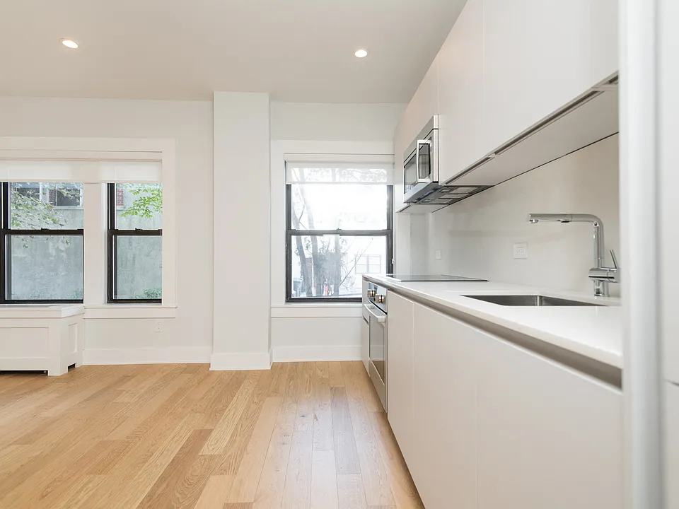 123 Highland Avenue