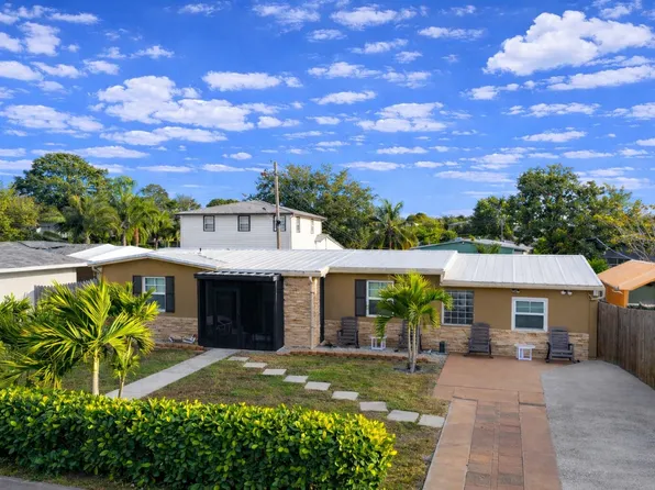 236 SE Prima Vista Boulevard SE, Port St Lucie, FL 34983