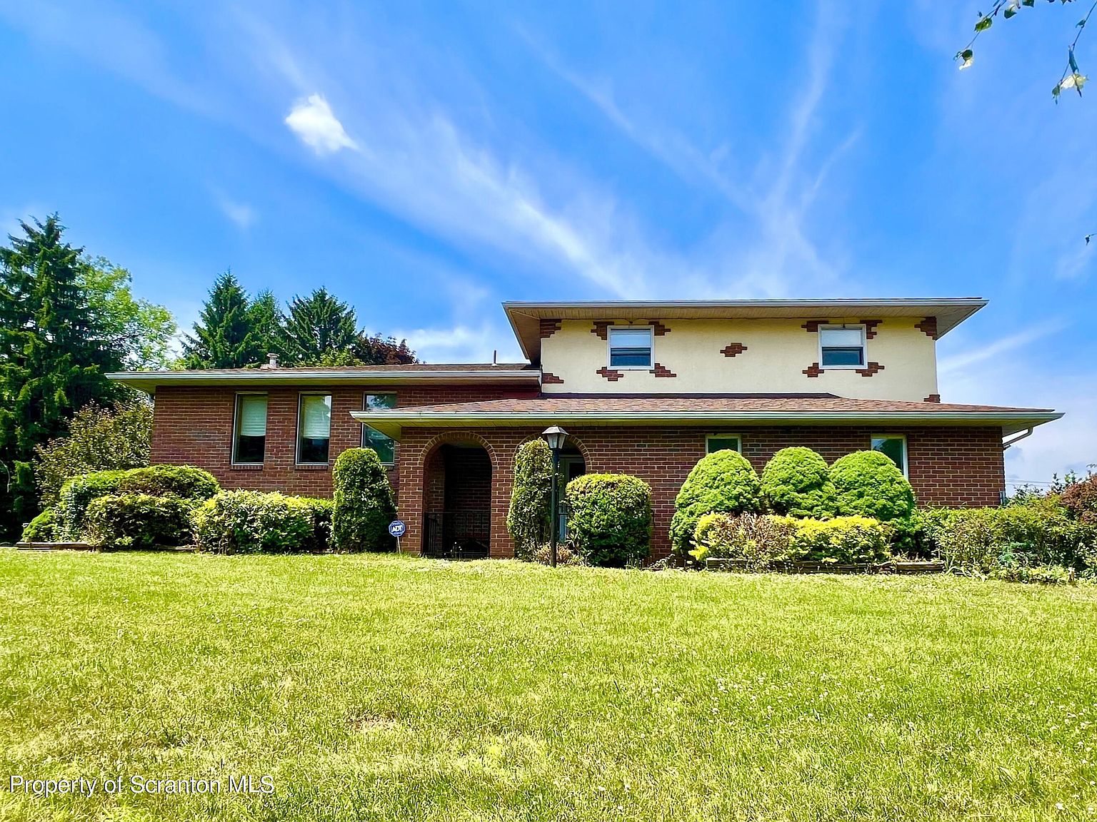 185 Cypress St, Throop, PA 18512 Zillow