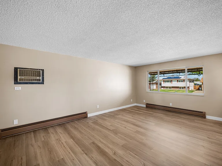 24 Radcliff Ln — Photo 20