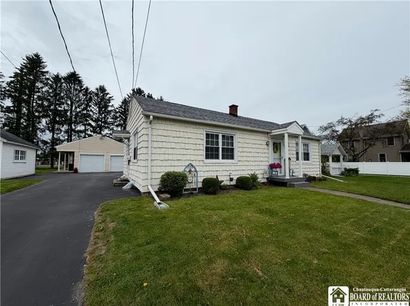 103 N 19th St, Olean, NY 14760