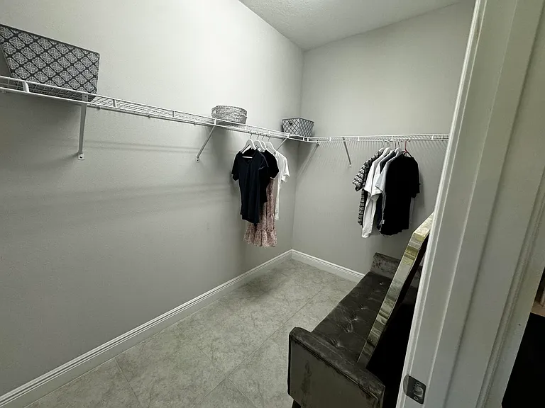 6008 Bella Rosa Ln — Photo 24