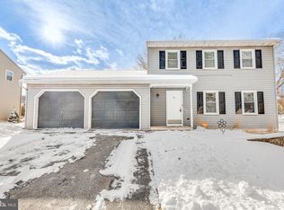 10 Terrace Ave, Stevens, PA 17578