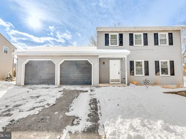 10 Terrace Ave, Stevens, PA 17578