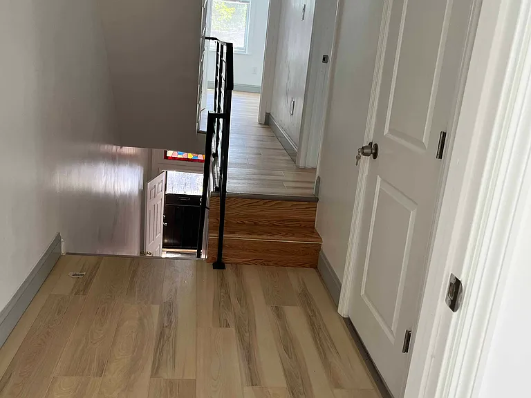 1406 S 15th St — Photo 5